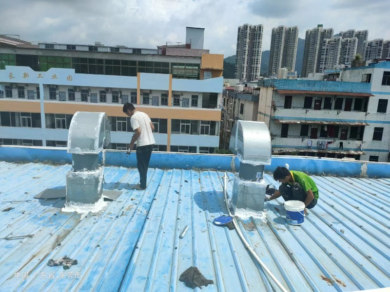 建阳钢结构屋面涂料维修方法